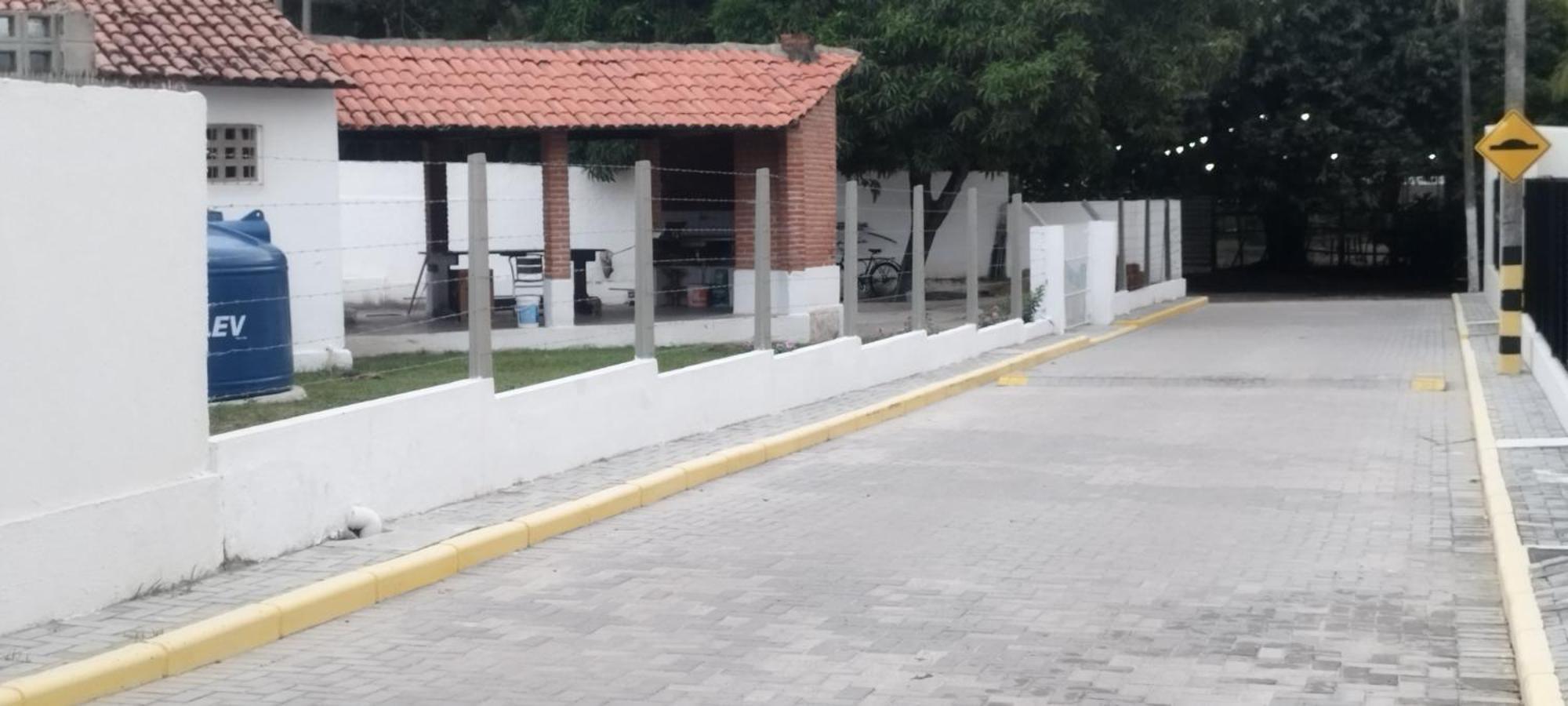 Linda casa de condomínio na praça 21 Pôrto das Galinhas Extérieur photo